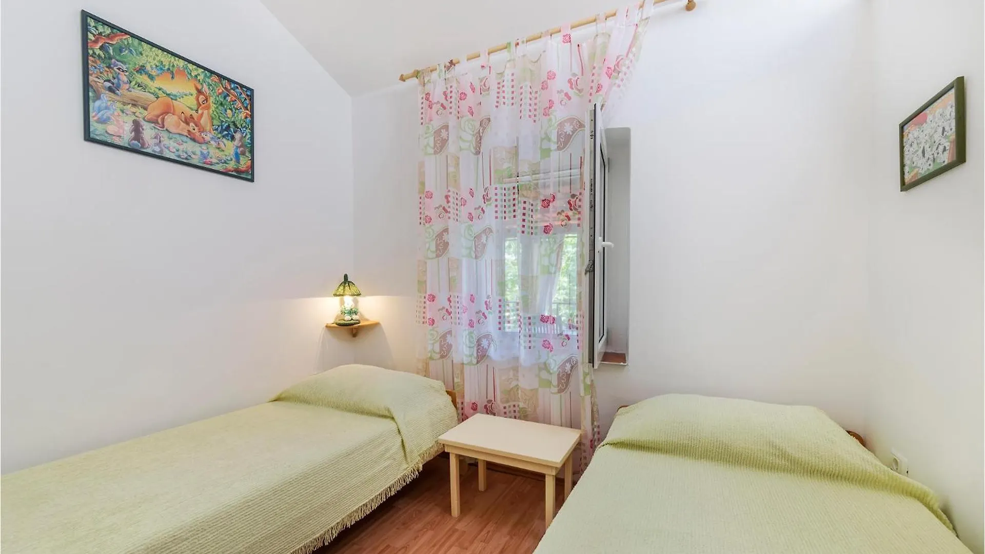 Nyaraló 5 Bedroom Awesome Home In Labin Horvátország